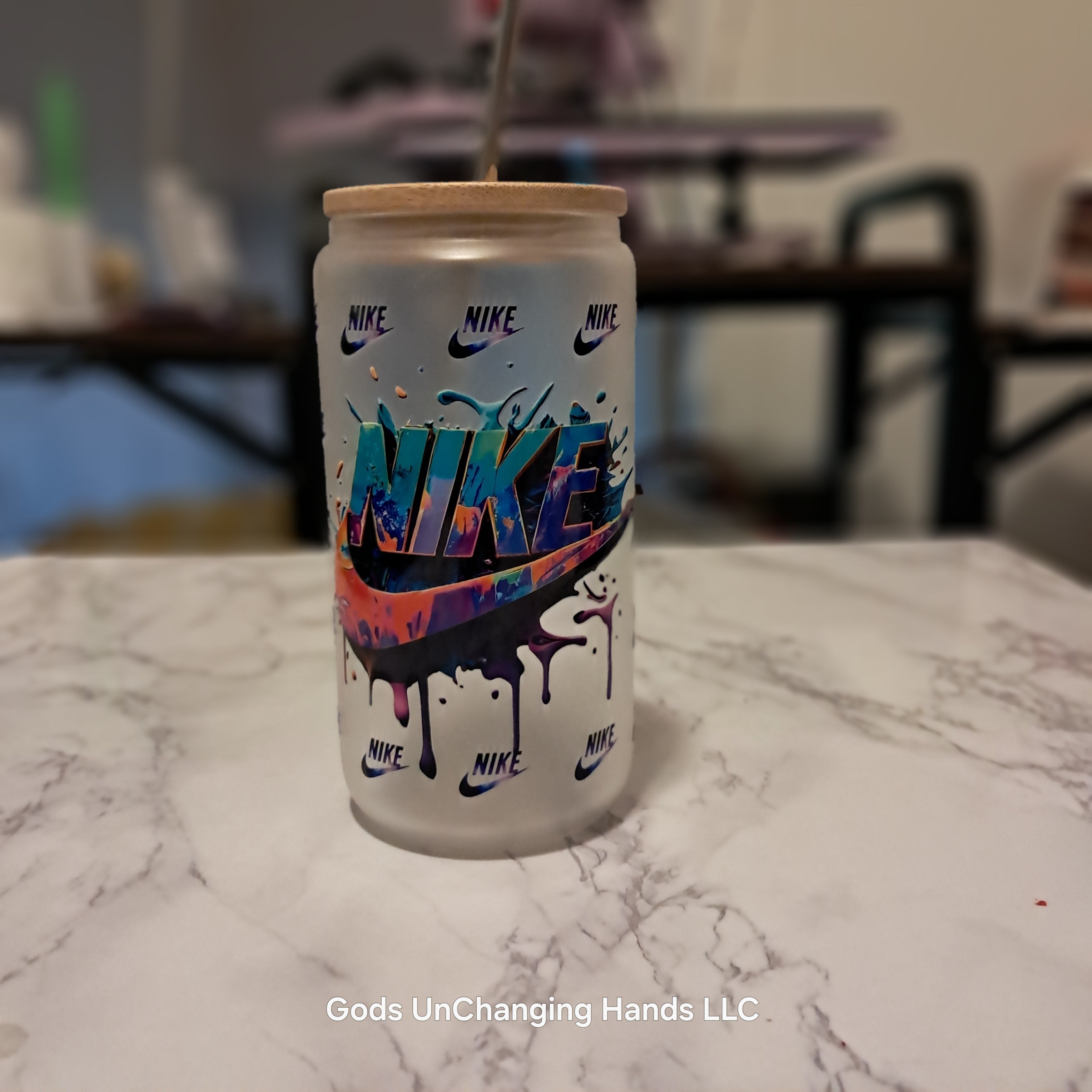 Glass 18oz Tumbler - Nike Drip